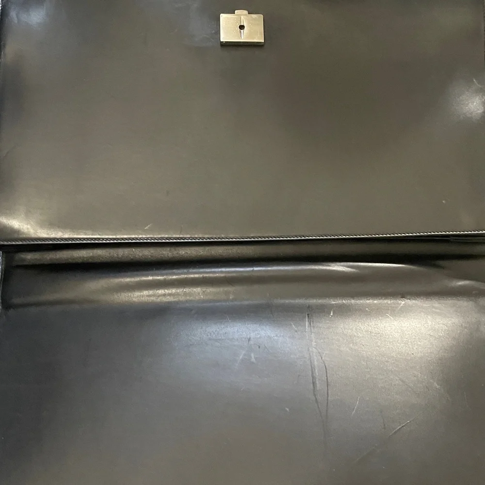 VTG COACH ATTACHE